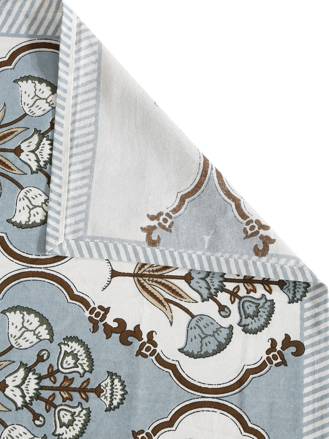 White & Grey Floral King Bedsheet with 2 Pillow Covers