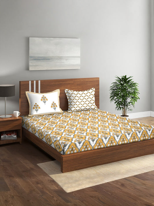 White & Yellow Floral King Bedsheet with 2 Pillow Covers