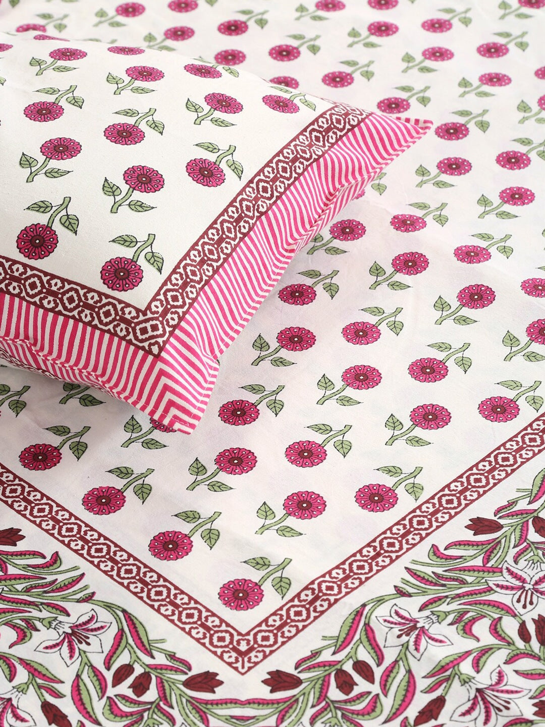 White & Pink Ethnic Motifs King Bedsheet with 2 Pillow Covers